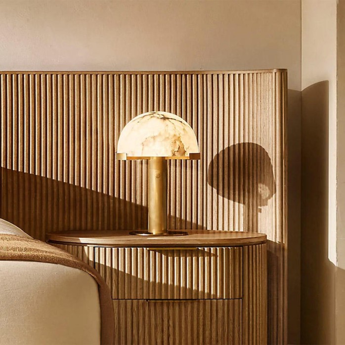 European modern alabaster table lamp