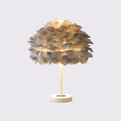Elegant layered feather art decorative table lamp