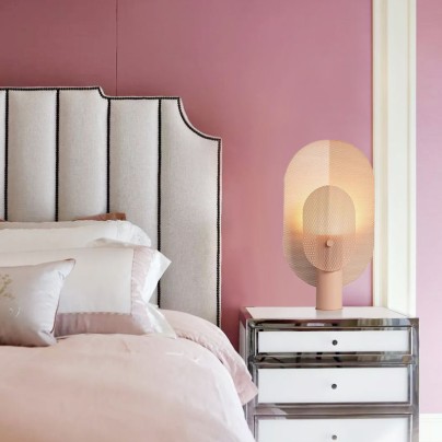 Modern simple iron decorative table lamp