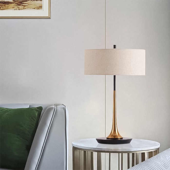 Simple round fabric lampshade table lamp