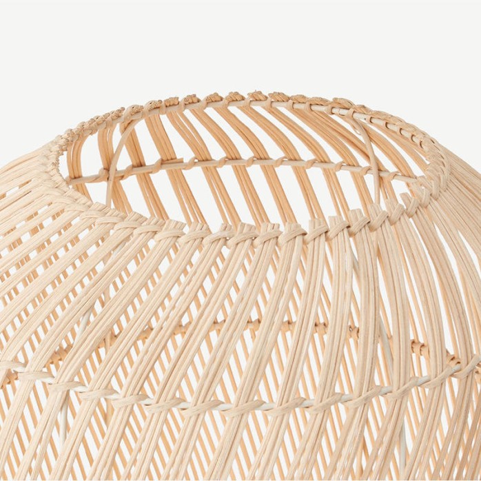 Natural rattan woven lampshade table lamp