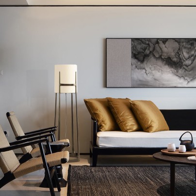 Large LED floor lamp with fabric lampshade and metal