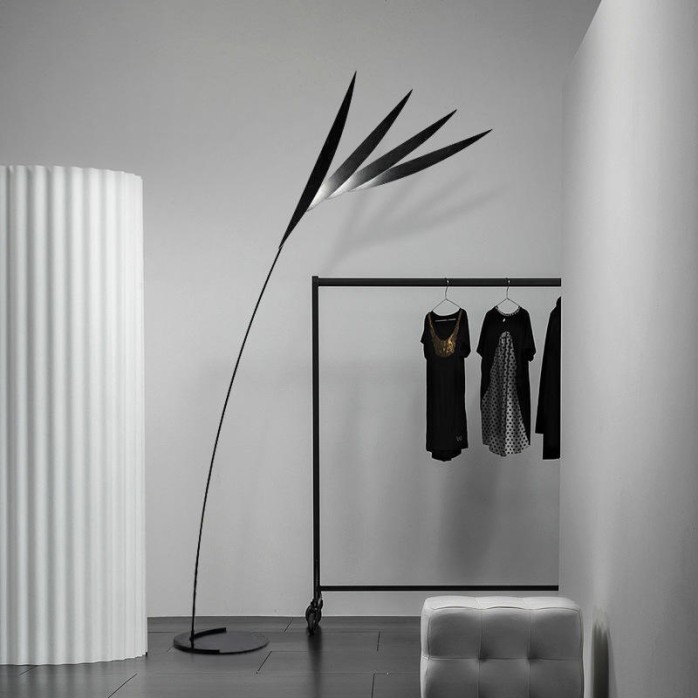 Leaf shape creative decorative LED floor lamp