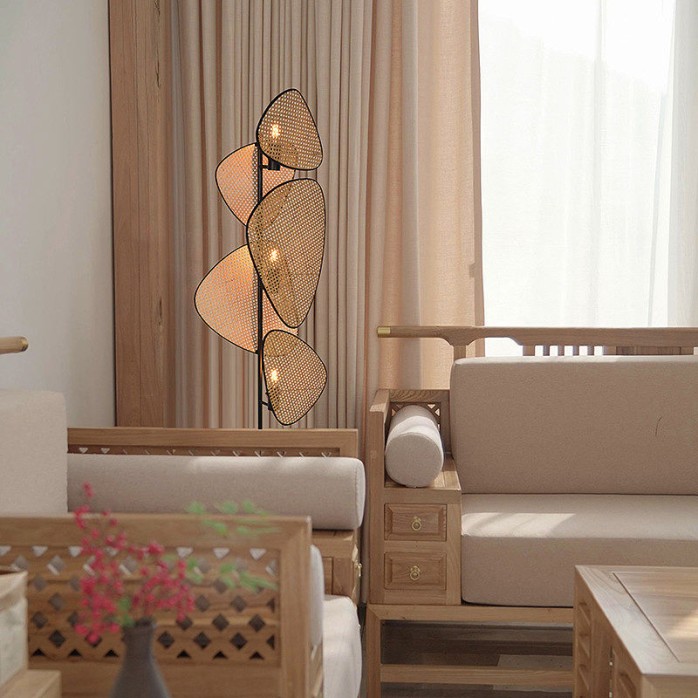 Hand-woven natural rattan grid floor lamp