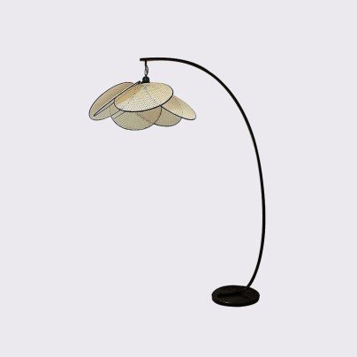 Retro rattan lampshade flower floor lamp