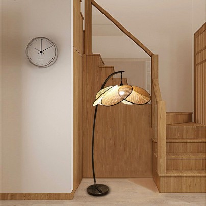 Retro rattan lampshade flower floor lamp