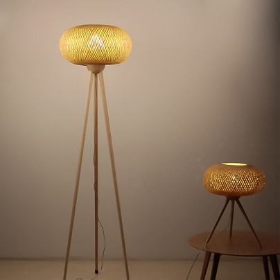 Triangular floor lamp with hand-woven bamboo shade