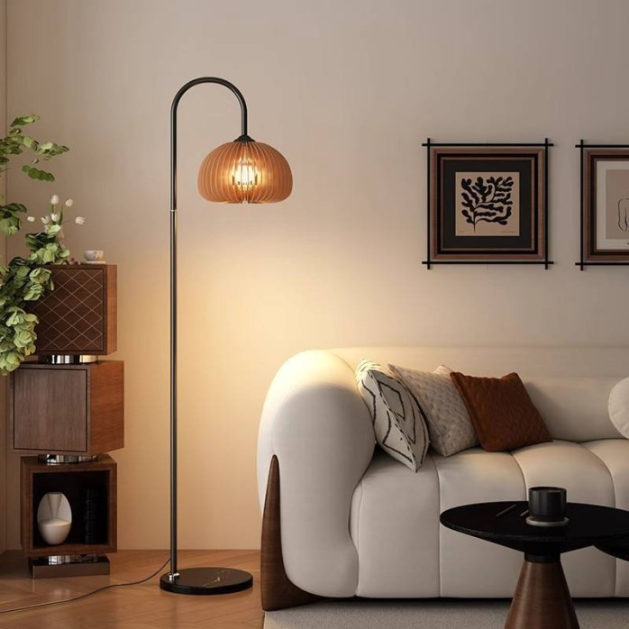 Vintage wooden pumpkin shade LED floor lamp