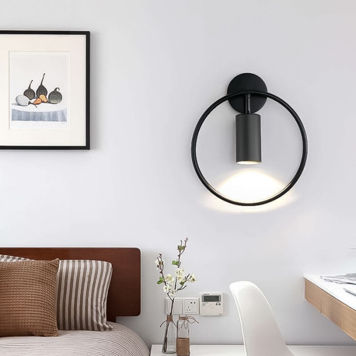 Modern metal ring decorative wall lamp