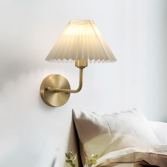Modern fabric pleated lampshade wall lamp