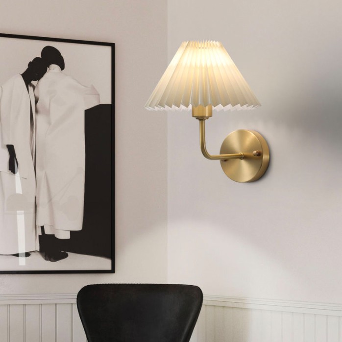 Modern fabric pleated lampshade wall lamp