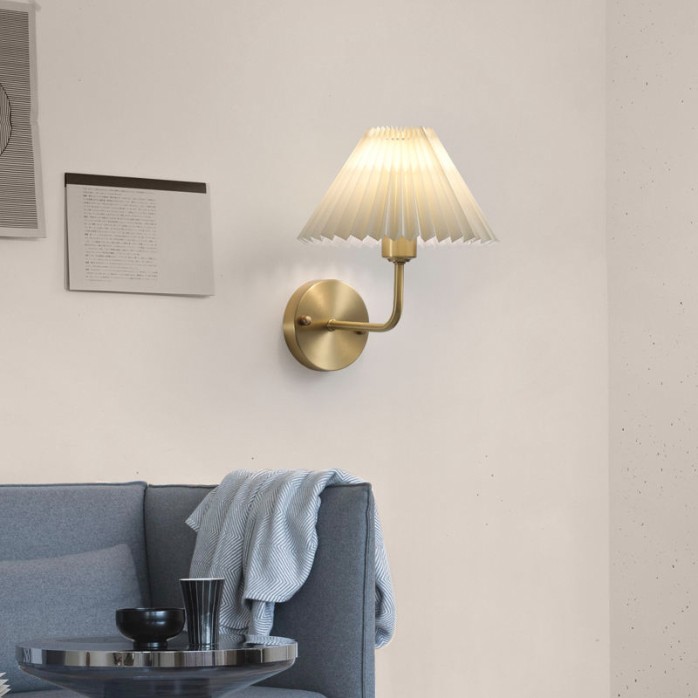 Modern fabric pleated lampshade wall lamp